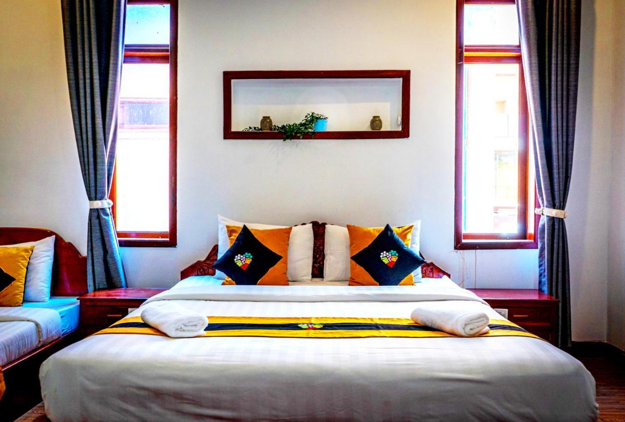 Antonios Villa Hotel Siem Reap Dış mekan fotoğraf